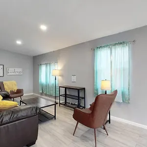  Holiday home Cheerful Lower Unit With 2 Kings & Highspeed Wifi